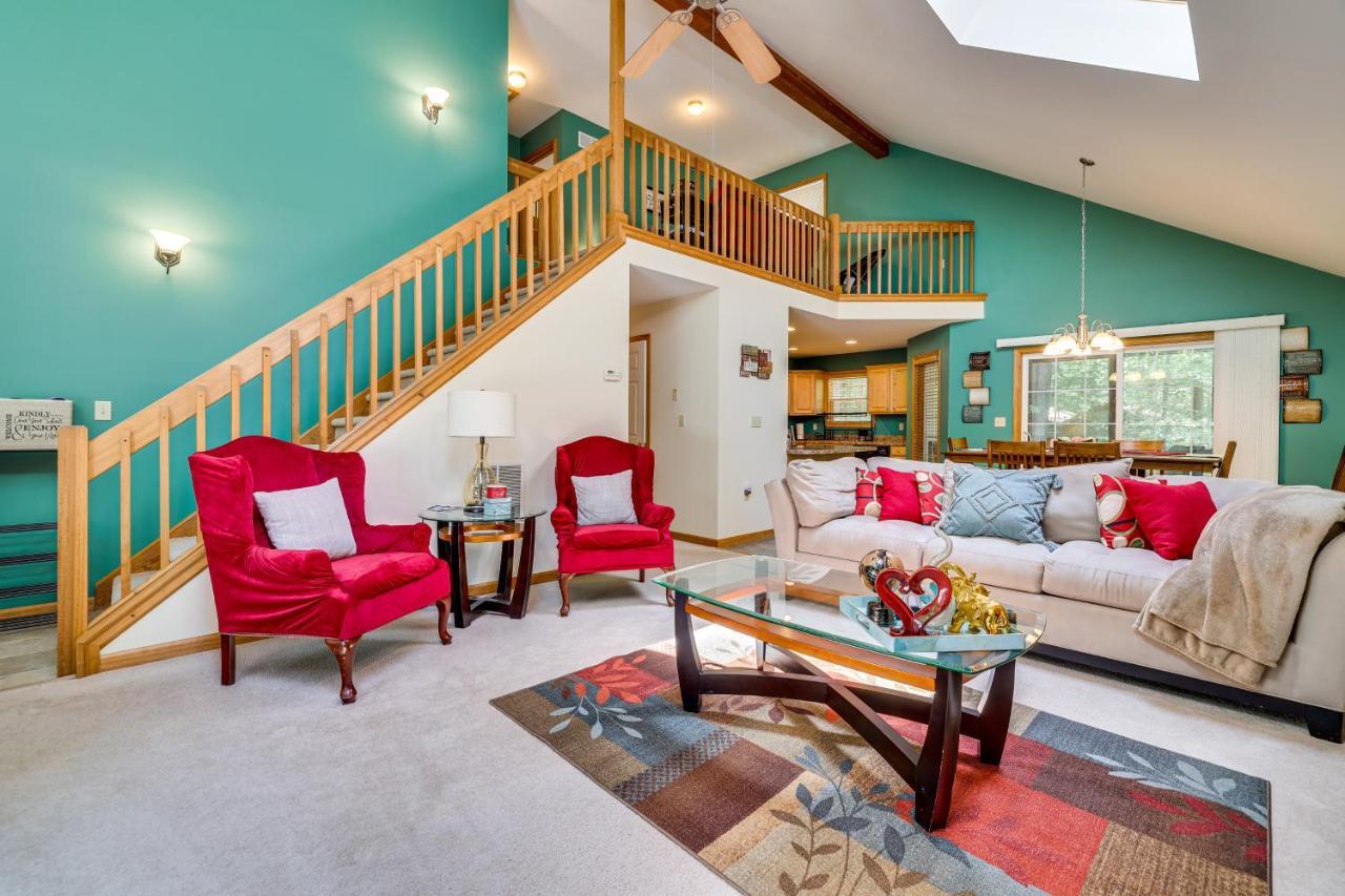 Pocono Vacation With Community Amenities